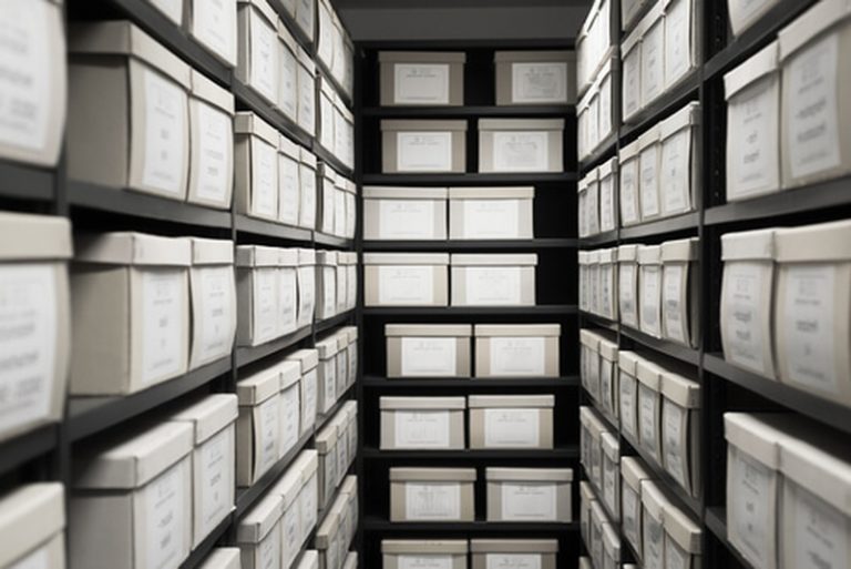 archives cartons