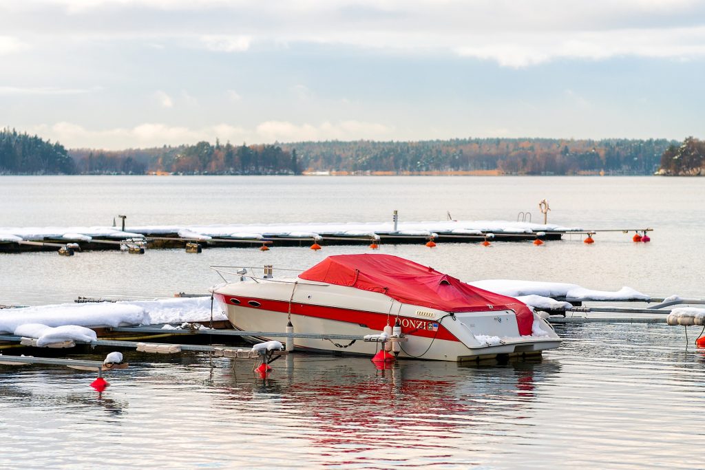 Comment hiverner les batteries de mon bateau ?