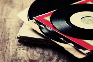 Lire la suite à propos de l’article Comment ranger ses vinyles: 4 conseils très utiles