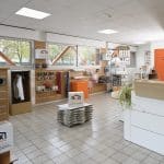 Pourquoi louer un box à Aiguilhe ou Savigny-le-Temple ? Découvrez nos Showrooms et services complémentaires